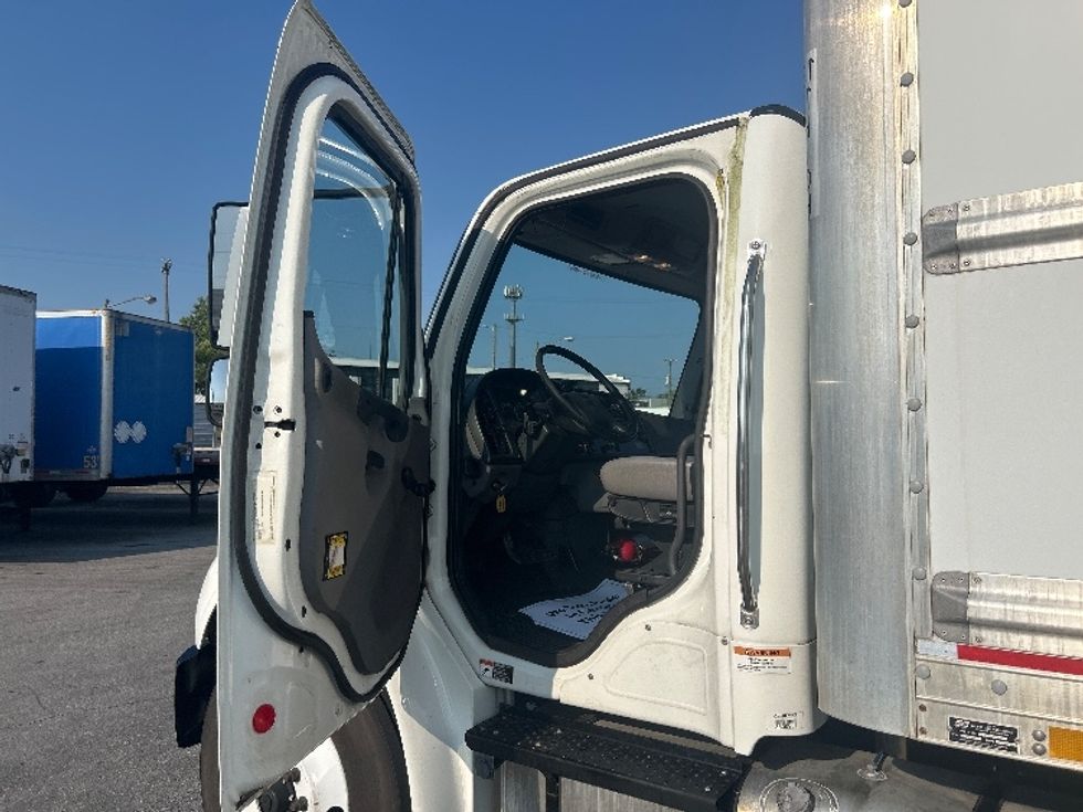Medium Duty Box Truck-Light and Medium Duty Trucks-Freightliner-2019-M2-Nashville (Mount Juliet)-TN-58,066\n\t\tmiles-$ 61,750 - Image 16