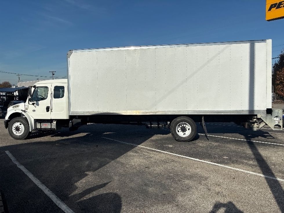 Medium Duty Box Truck-Light and Medium Duty Trucks-Freightliner-2019-M2-Nashville (Mount Juliet)-TN-87,175\n\t\tmiles-$ 68,000 - Image 4