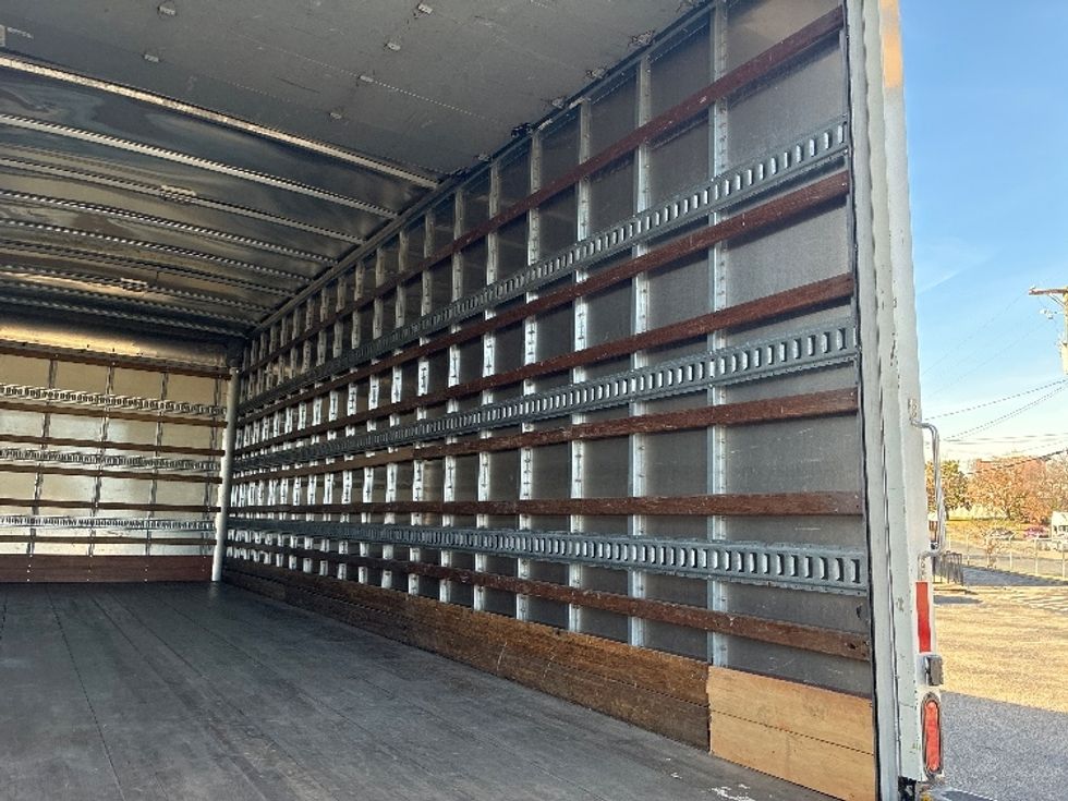 Medium Duty Box Truck-Light and Medium Duty Trucks-Freightliner-2019-M2-Nashville (Mount Juliet)-TN-87,175\n\t\tmiles-$ 68,000 - Image 12