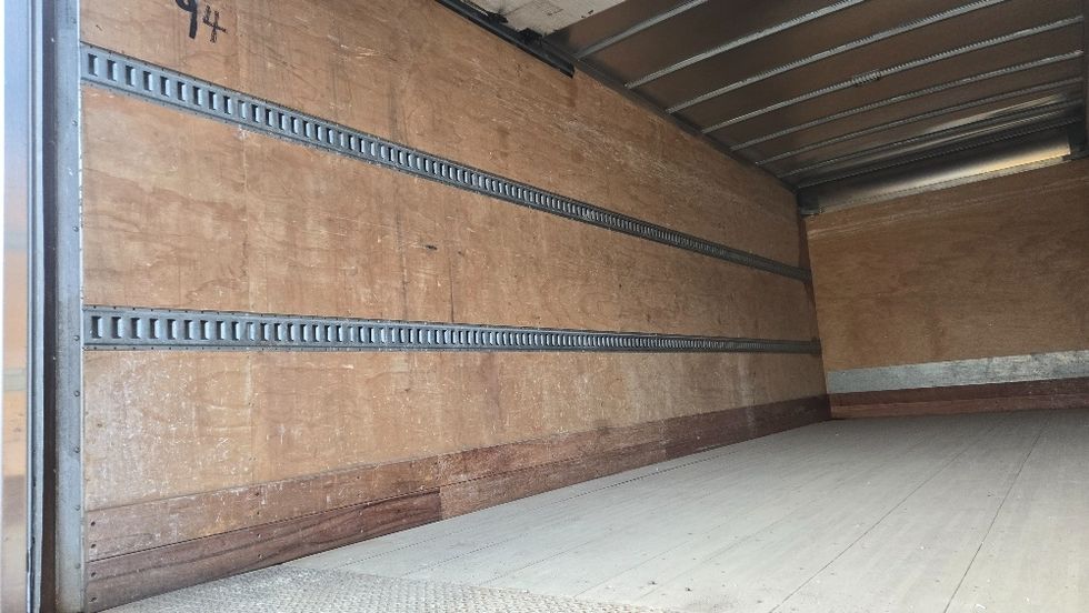 Medium Duty Box Truck-Light and Medium Duty Trucks-Freightliner-2019-M2-New Bedford-MA-196,642\n\t\tmiles-$ 38,500 - Image 11