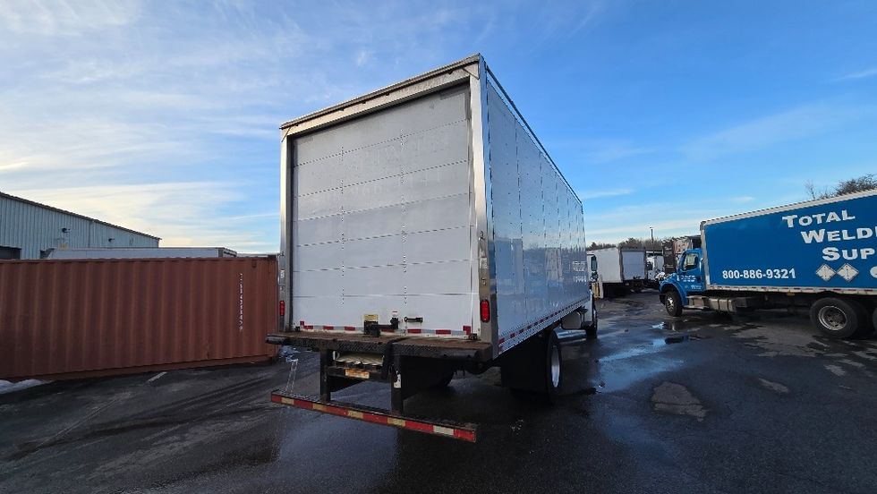 Medium Duty Box Truck-Light and Medium Duty Trucks-Freightliner-2019-M2-New Bedford-MA-196,642\n\t\tmiles-$ 38,500 - Image 13