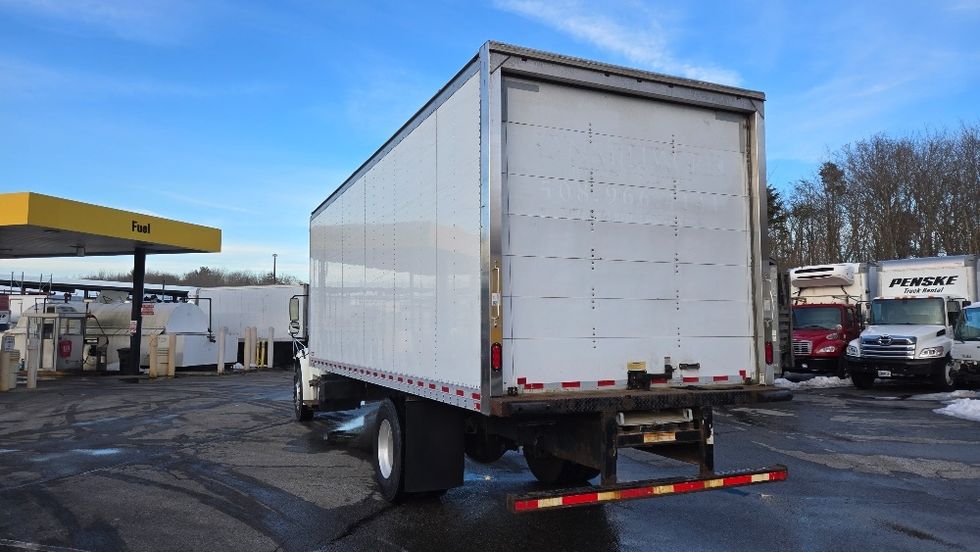 Medium Duty Box Truck-Light and Medium Duty Trucks-Freightliner-2019-M2-New Bedford-MA-196,642\n\t\tmiles-$ 38,500 - Image 6