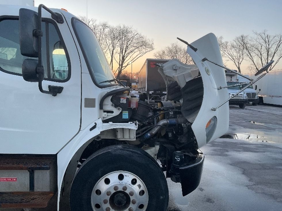Medium Duty Box Truck-Light and Medium Duty Trucks-Freightliner-2019-M2-New Castle-DE-118,120\n\t\tmiles-$ 54,500 - Image 23