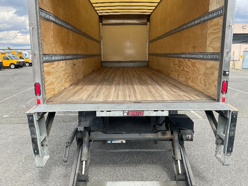 Medium Duty Box Truck-Light and Medium Duty Trucks-Freightliner-2019-M2-New Castle-DE-226,188\n\t\tmiles-$ 38,500 - Image 10