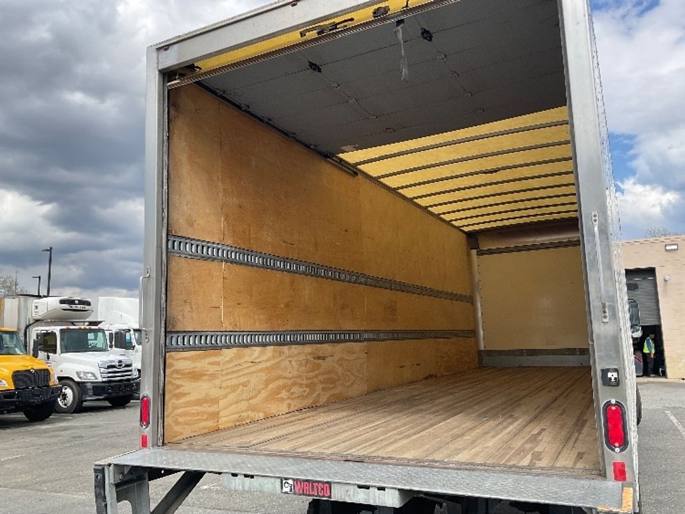 Medium Duty Box Truck-Light and Medium Duty Trucks-Freightliner-2019-M2-New Castle-DE-226,188\n\t\tmiles-$ 38,500 - Image 11