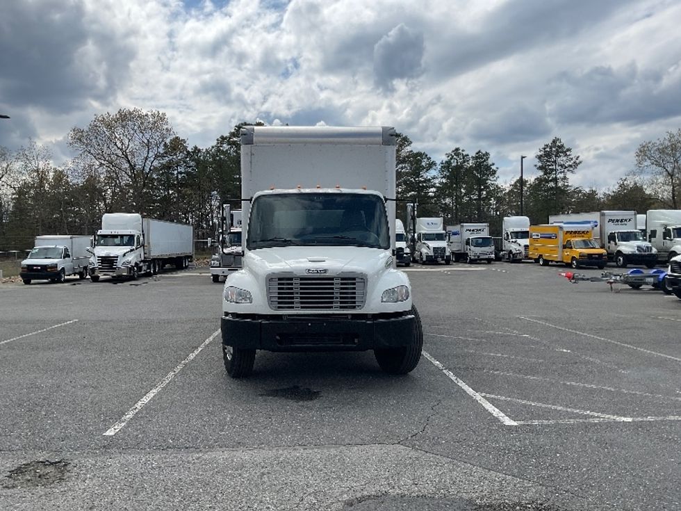 Medium Duty Box Truck-Light and Medium Duty Trucks-Freightliner-2019-M2-New Castle-DE-226,188\n\t\tmiles-$ 38,500 - Image 2