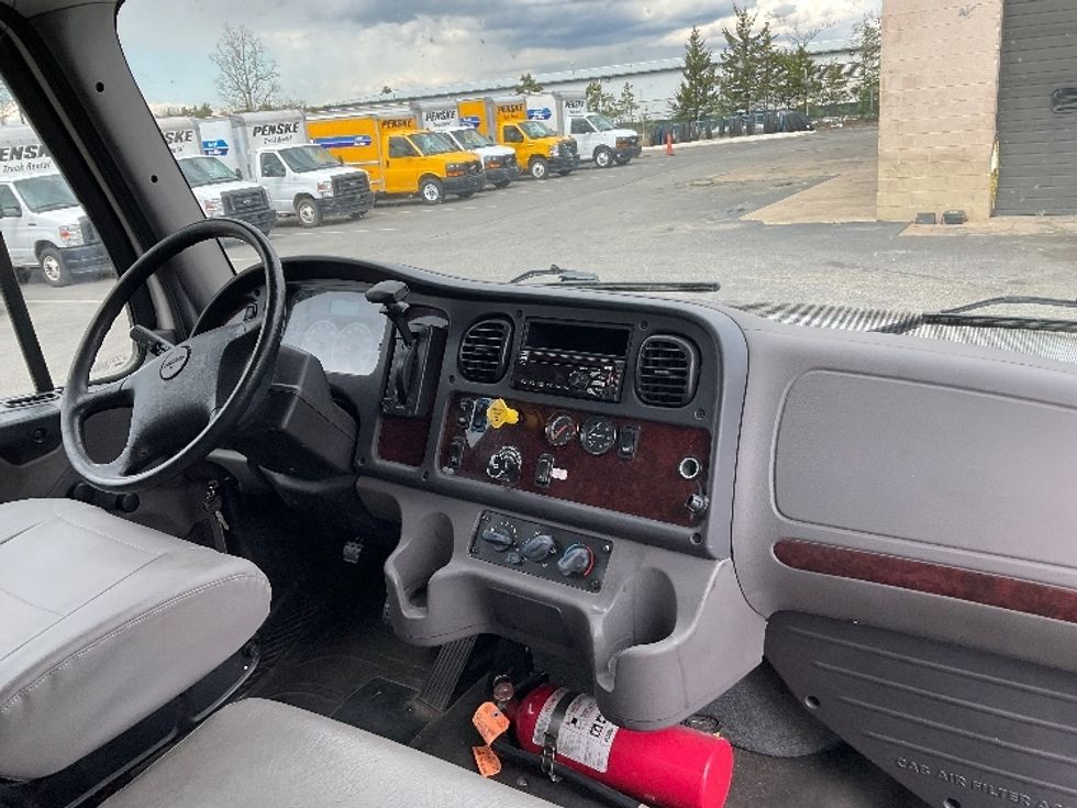 Medium Duty Box Truck-Light and Medium Duty Trucks-Freightliner-2019-M2-New Castle-DE-226,188\n\t\tmiles-$ 38,500 - Image 21