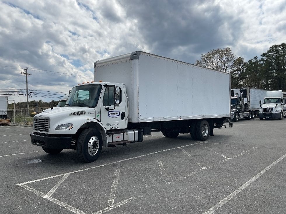 Medium Duty Box Truck-Light and Medium Duty Trucks-Freightliner-2019-M2-New Castle-DE-226,188\n\t\tmiles-$ 38,500 - Image 3