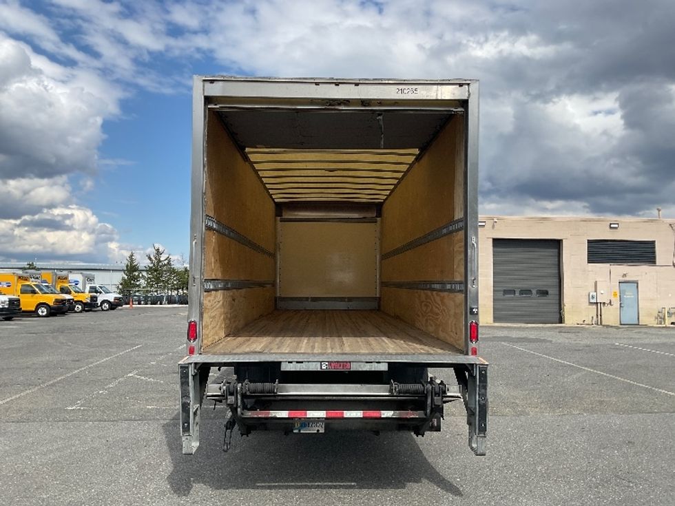 Medium Duty Box Truck-Light and Medium Duty Trucks-Freightliner-2019-M2-New Castle-DE-226,188\n\t\tmiles-$ 38,500 - Image 8