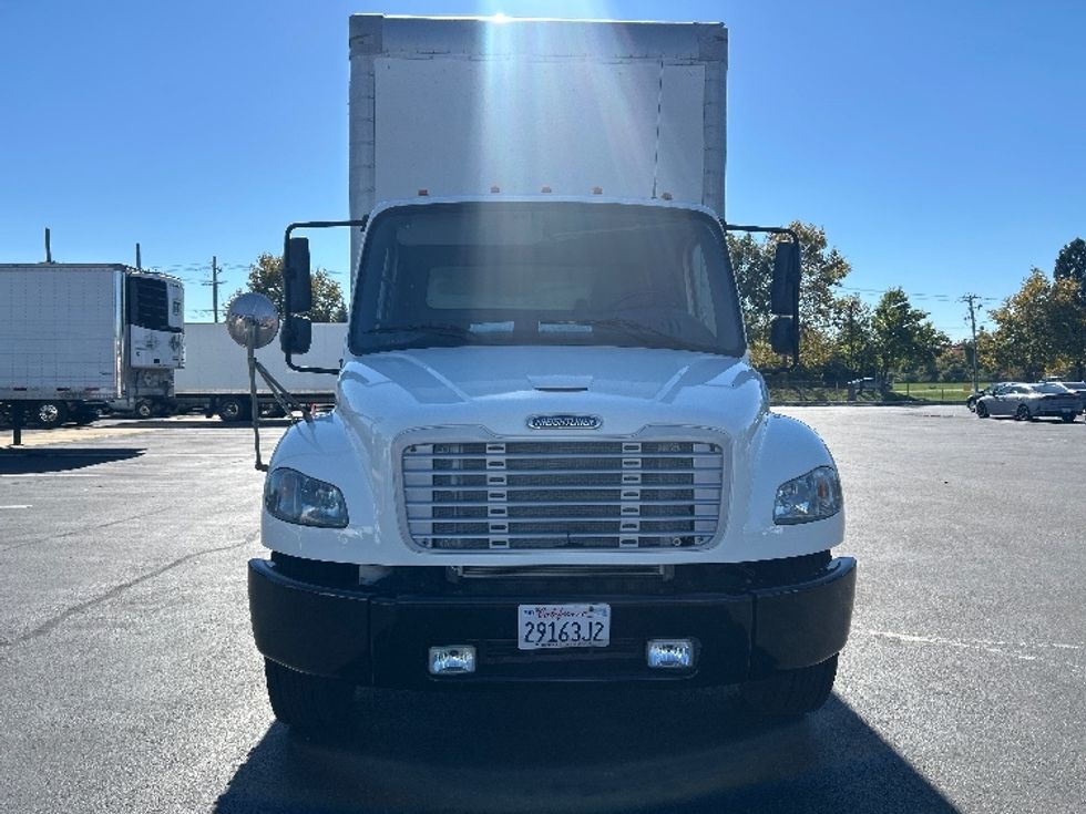 Medium Duty Box Truck-Light and Medium Duty Trucks-Freightliner-2019-M2-New Castle-DE-286,640\n\t\tmiles-$ 37,250 - Image 2