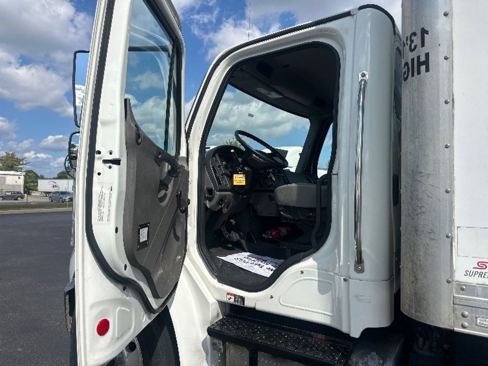 Medium Duty Box Truck-Light and Medium Duty Trucks-Freightliner-2019-M2-New Castle-DE-93,906\n\t\tmiles-$ 58,000 - Image 15