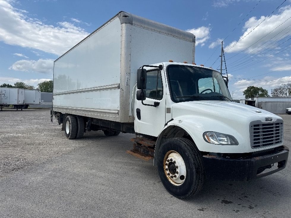 Medium Duty Box Truck-Light and Medium Duty Trucks-Freightliner-2019-M2-Newark-OH-184,758\n\t\tmiles-$ 46,250 - Image 1