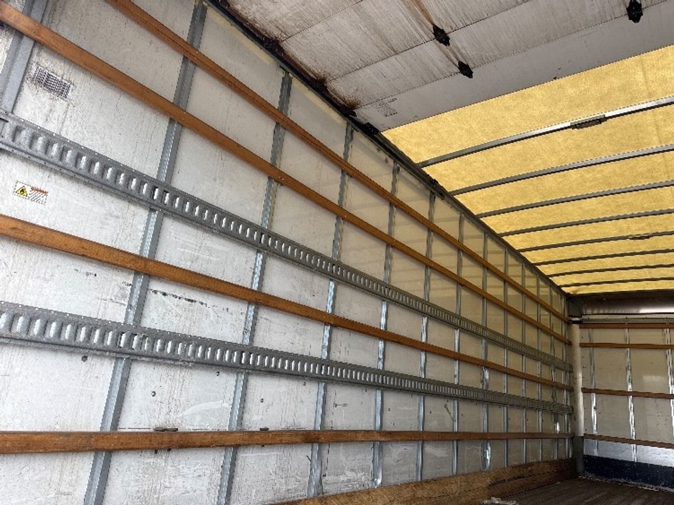 Medium Duty Box Truck-Light and Medium Duty Trucks-Freightliner-2019-M2-Newark-OH-184,758\n\t\tmiles-$ 46,250 - Image 11