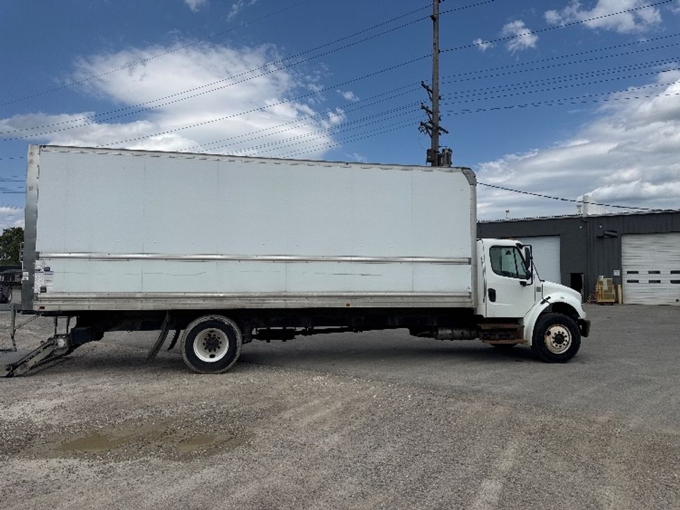 Medium Duty Box Truck-Light and Medium Duty Trucks-Freightliner-2019-M2-Newark-OH-184,758\n\t\tmiles-$ 46,250 - Image 15
