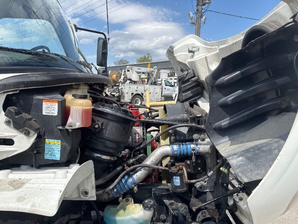 Medium Duty Box Truck-Light and Medium Duty Trucks-Freightliner-2019-M2-Newark-OH-184,758\n\t\tmiles-$ 46,250 - Image 23