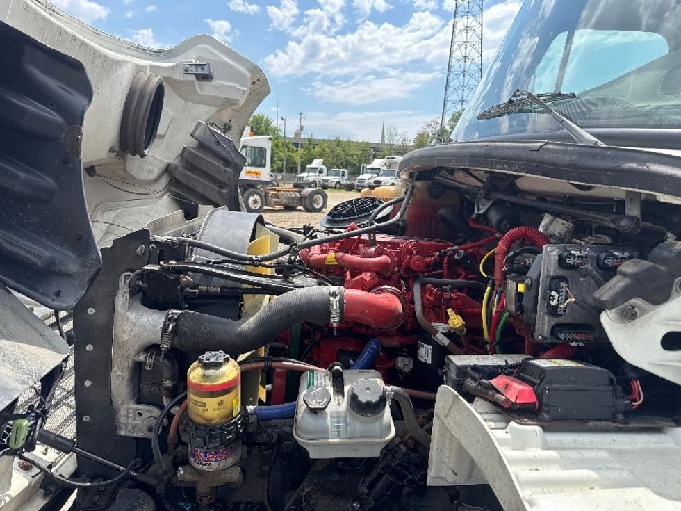 Medium Duty Box Truck-Light and Medium Duty Trucks-Freightliner-2019-M2-Newark-OH-184,758\n\t\tmiles-$ 46,250 - Image 24