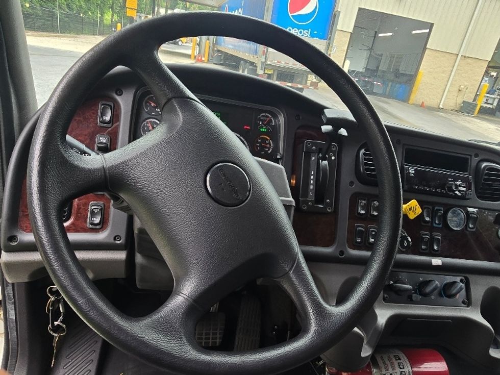 Medium Duty Box Truck-Light and Medium Duty Trucks-Freightliner-2019-M2-Newnan-GA-151,227\n\t\tmiles-$ 53,250 - Image 18