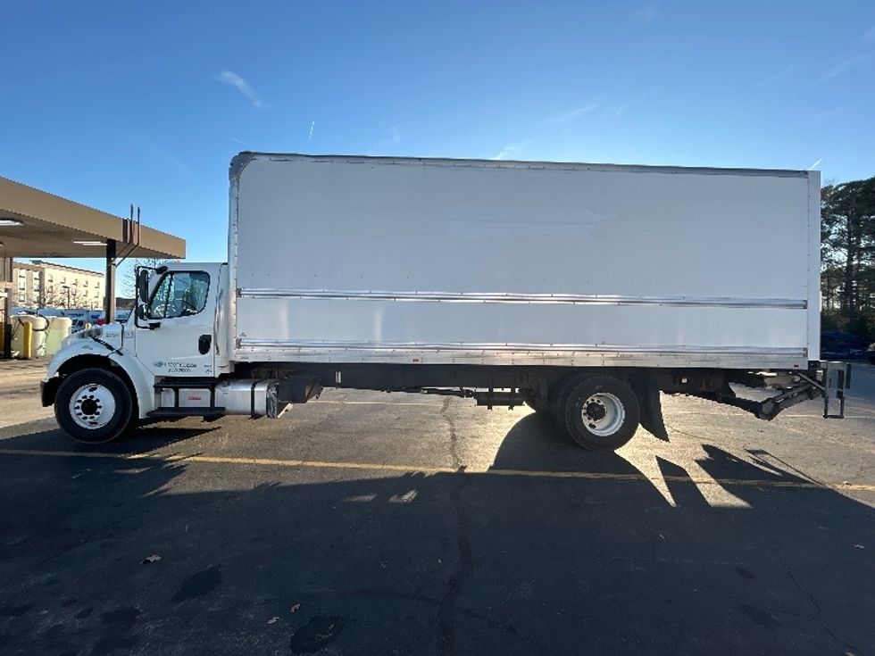Medium Duty Box Truck-Light and Medium Duty Trucks-Freightliner-2019-M2-Newport News-VA-204,739\n\t\tmiles-$ 13,500 - Image 15
