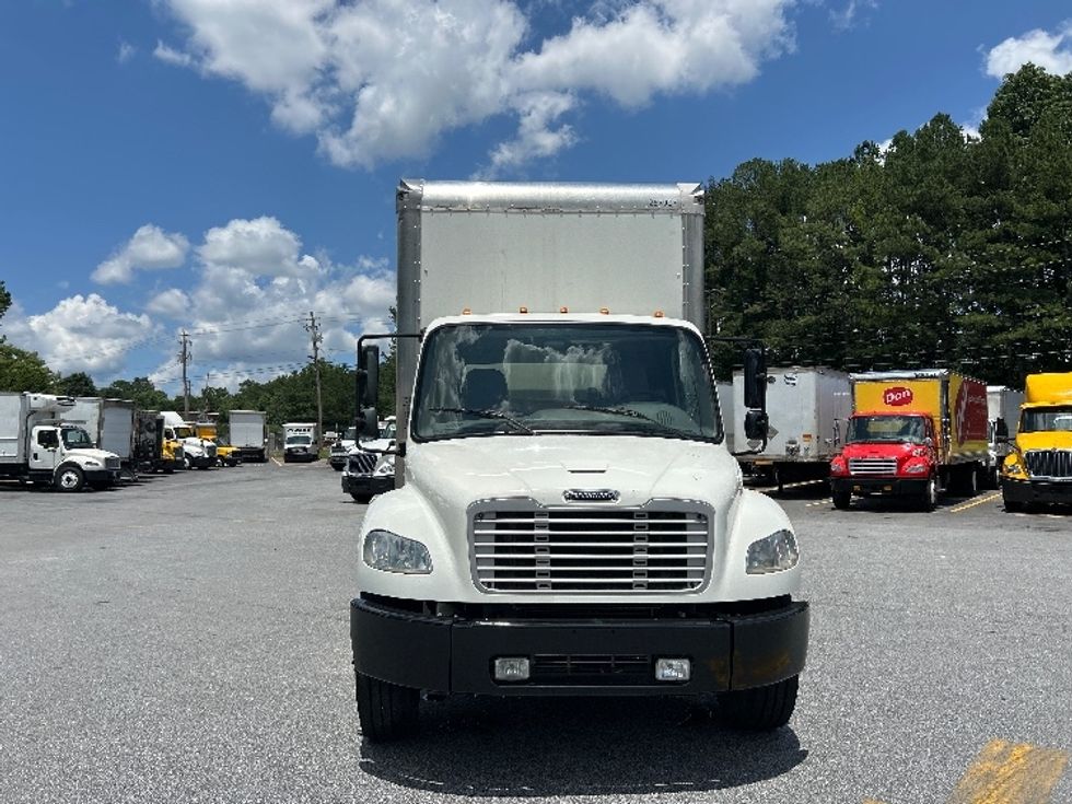 Medium Duty Box Truck-Light and Medium Duty Trucks-Freightliner-2019-M2-Norcross-GA-258,255\n\t\tmiles-$ 42,250 - Image 2
