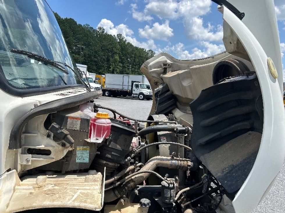 Medium Duty Box Truck-Light and Medium Duty Trucks-Freightliner-2019-M2-Norcross-GA-258,255\n\t\tmiles-$ 42,250 - Image 23