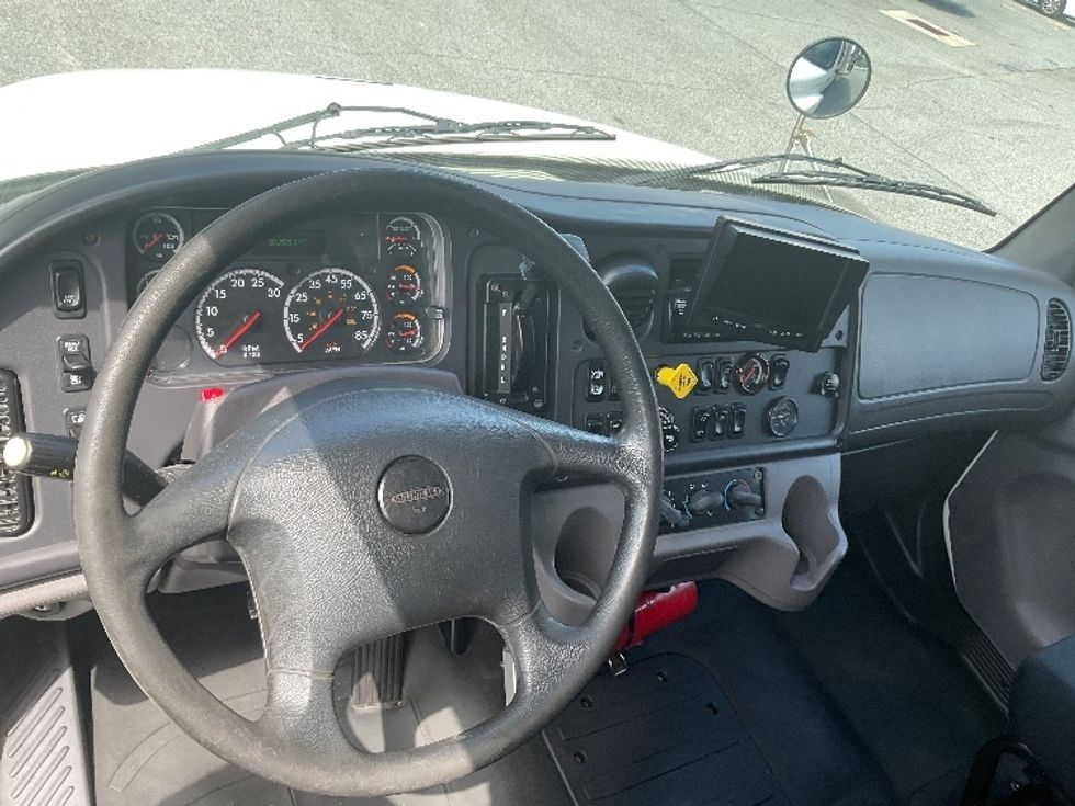 Medium Duty Box Truck-Light and Medium Duty Trucks-Freightliner-2019-M2-Norcross-GA-281,585\n\t\tmiles-$ 22,500 - Image 17