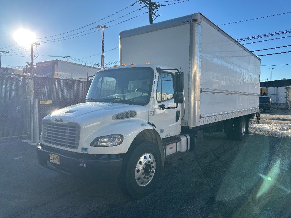 Medium Duty Box Truck-Light and Medium Duty Trucks-Freightliner-2019-M2-North Bergen-NJ-222,106\n\t\tmiles-$ 42,500 - Image 3