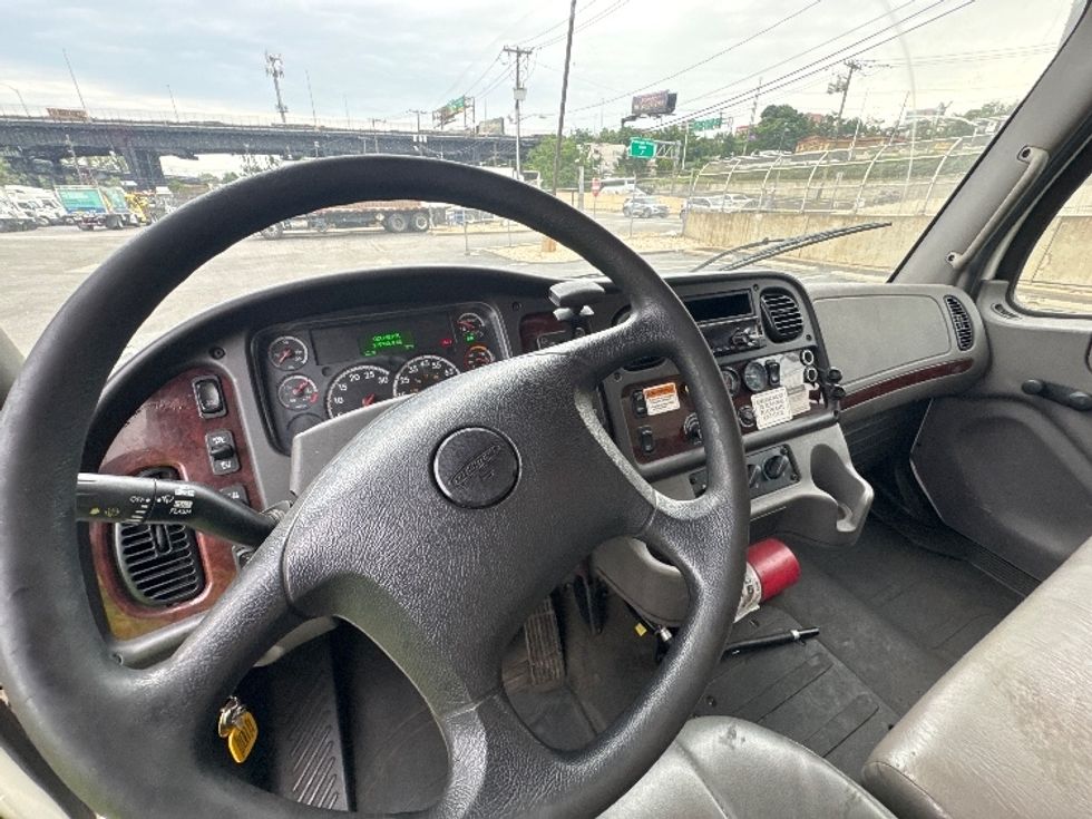 Medium Duty Box Truck-Light and Medium Duty Trucks-Freightliner-2019-M2-North Bergen-NJ-230,029\n\t\tmiles-$ 45,000 - Image 18