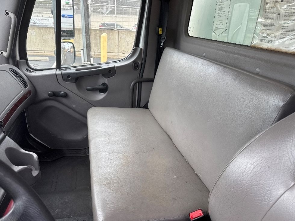 Medium Duty Box Truck-Light and Medium Duty Trucks-Freightliner-2019-M2-North Bergen-NJ-230,029\n\t\tmiles-$ 45,000 - Image 19