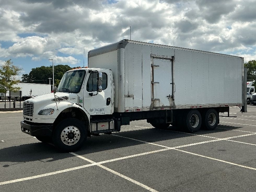 Medium Duty Box Truck-Light and Medium Duty Trucks-Freightliner-2019-M2-North Bergen-NJ-235,739\n\t\tmiles-$ 43,500 - Image 3