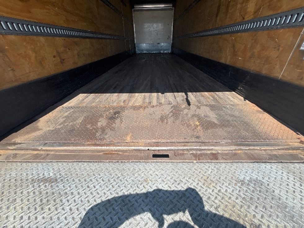 Medium Duty Box Truck-Light and Medium Duty Trucks-Freightliner-2019-M2-North Bergen-NJ-263,828\n\t\tmiles-$ 43,750 - Image 10