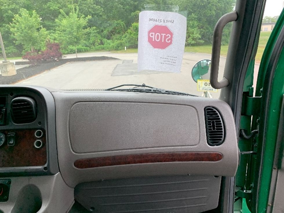 Medium Duty Box Truck-Light and Medium Duty Trucks-Freightliner-2019-M2-Norton-MA-126,024\n\t\tmiles-$ 49,000 - Image 21