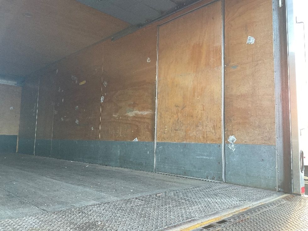 Medium Duty Box Truck-Light and Medium Duty Trucks-Freightliner-2019-M2-Norton-MA-146,293\n\t\tmiles-$ 58,000 - Image 12