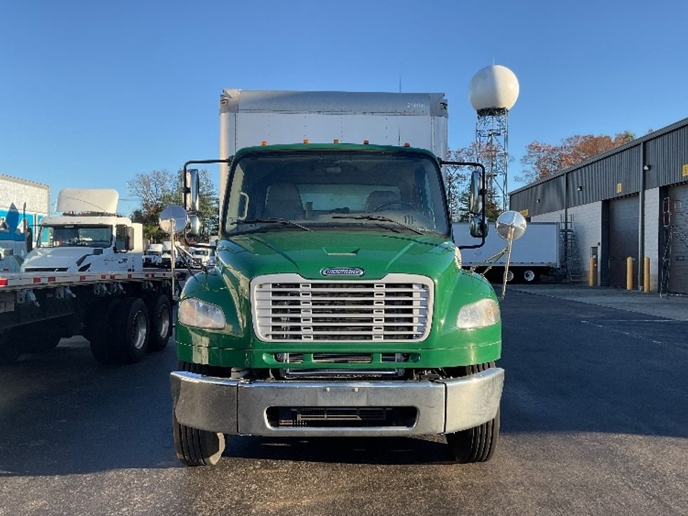 Medium Duty Box Truck-Light and Medium Duty Trucks-Freightliner-2019-M2-Norton-MA-146,293\n\t\tmiles-$ 58,000 - Image 2