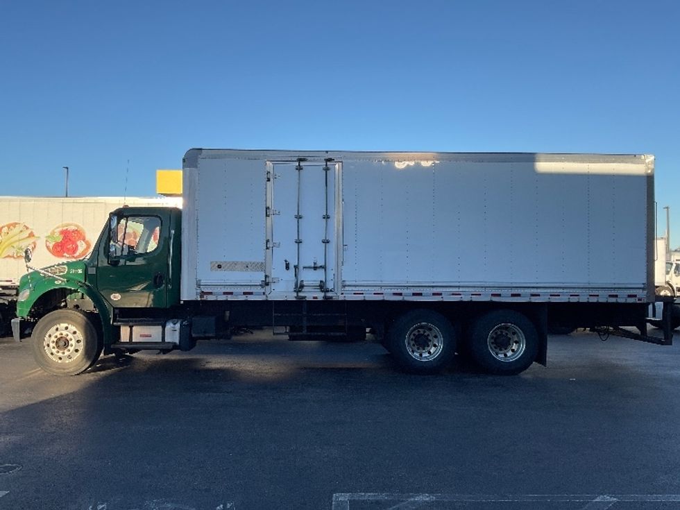 Medium Duty Box Truck-Light and Medium Duty Trucks-Freightliner-2019-M2-Norton-MA-146,293\n\t\tmiles-$ 58,000 - Image 4