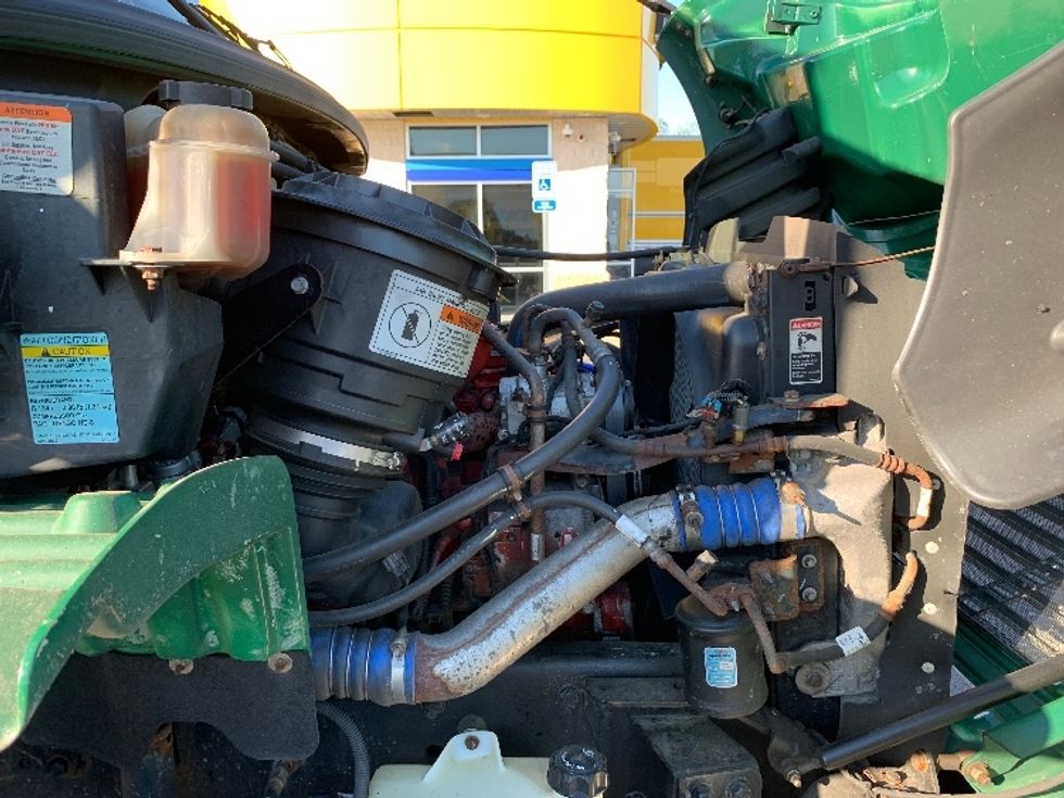 Medium Duty Box Truck-Light and Medium Duty Trucks-Freightliner-2019-M2-Norton-MA-149,124\n\t\tmiles-$ 57,750 - Image 23