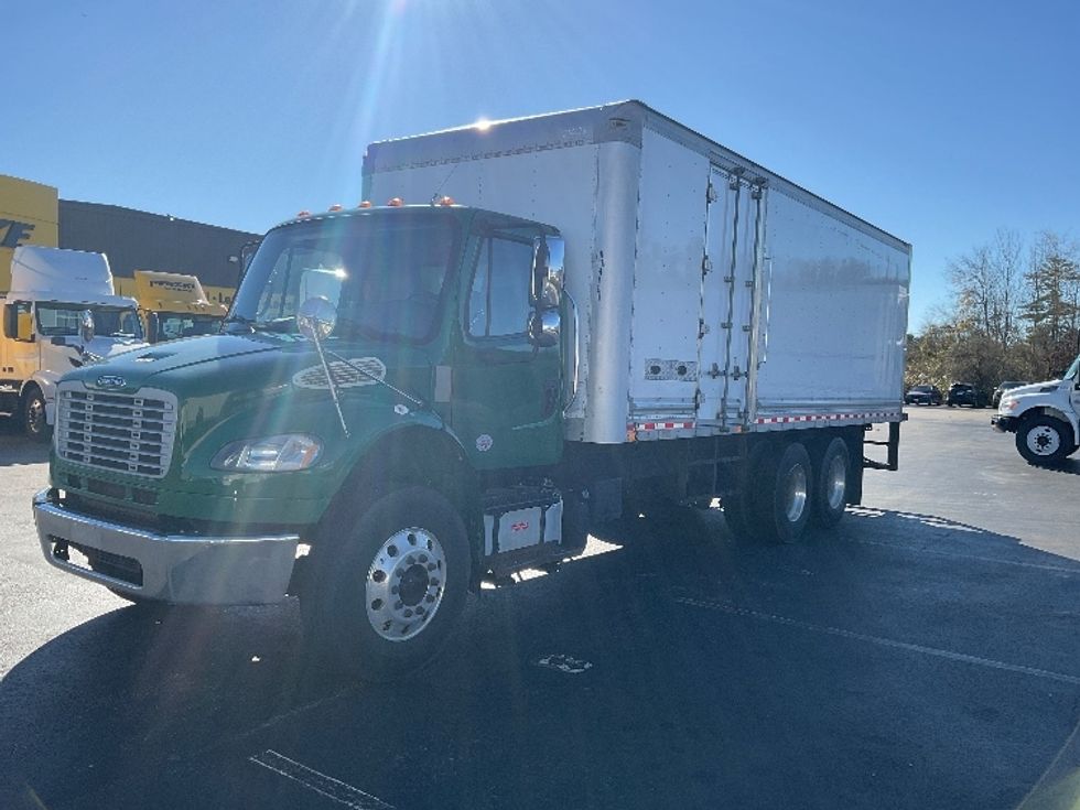 Medium Duty Box Truck-Light and Medium Duty Trucks-Freightliner-2019-M2-Norton-MA-149,369\n\t\tmiles-$ 57,750 - Image 3