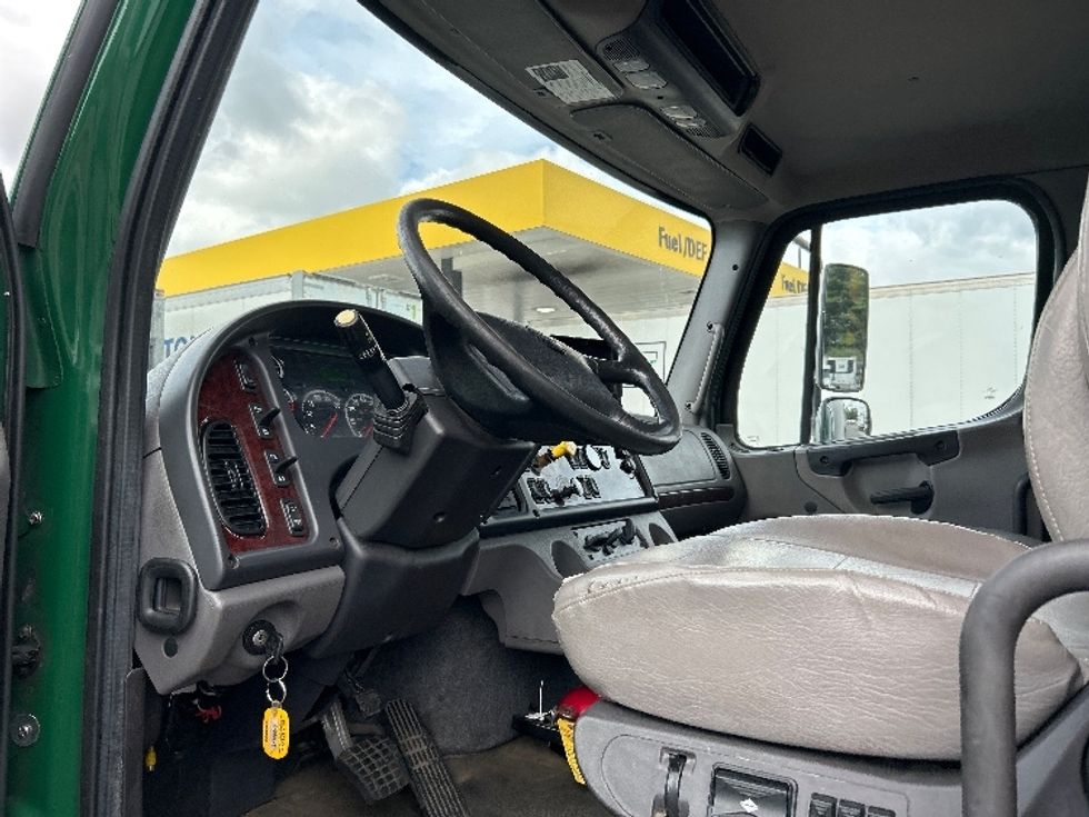 2019 Freightliner M2 106 Medium Duty photo 15