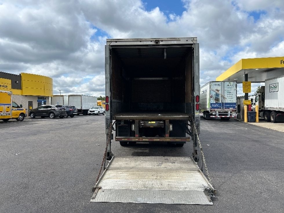 2019 Freightliner M2 106 Medium Duty photo 9