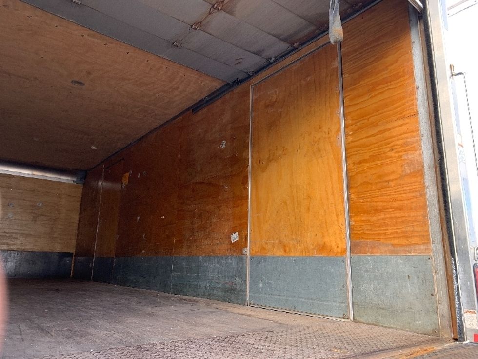 Medium Duty Box Truck-Light and Medium Duty Trucks-Freightliner-2019-M2-Norton-MA-154,127\n\t\tmiles-$ 57,000 - Image 12