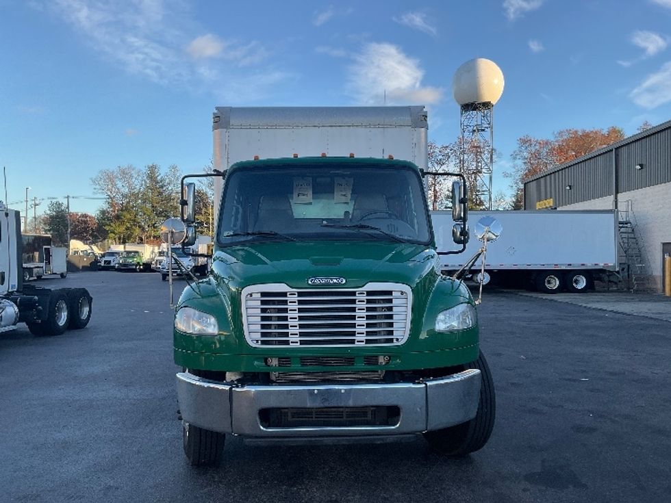 Medium Duty Box Truck-Light and Medium Duty Trucks-Freightliner-2019-M2-Norton-MA-154,127\n\t\tmiles-$ 57,000 - Image 2