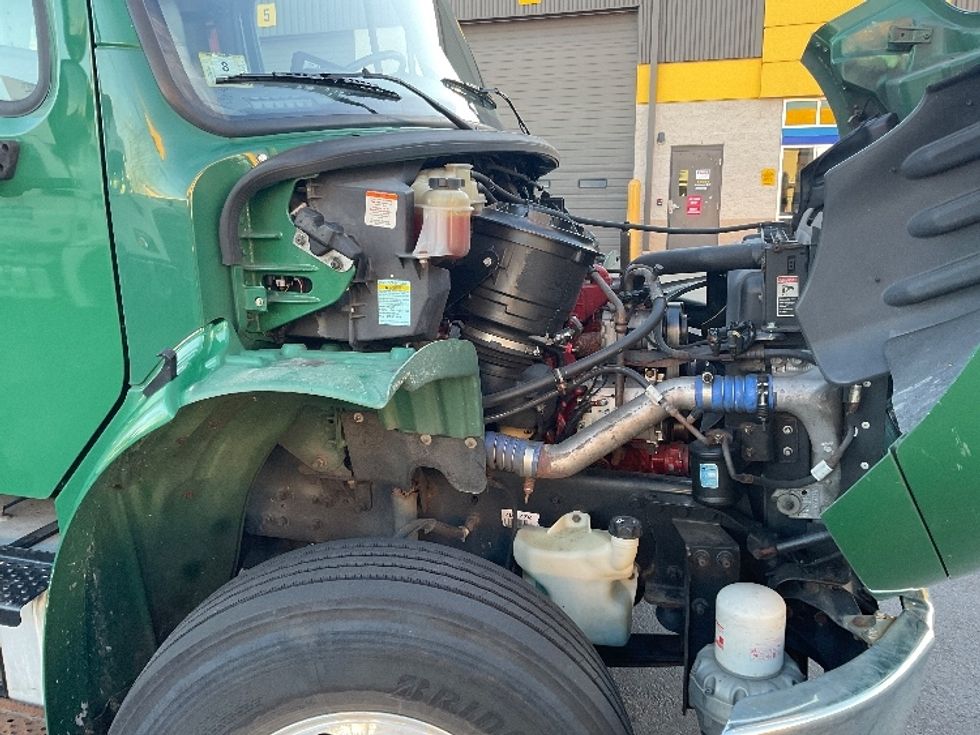 Medium Duty Box Truck-Light and Medium Duty Trucks-Freightliner-2019-M2-Norton-MA-154,127\n\t\tmiles-$ 57,000 - Image 21