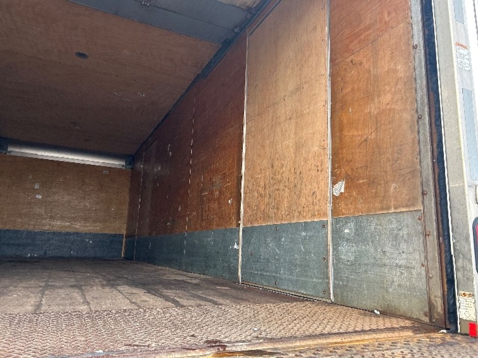 Medium Duty Box Truck-Light and Medium Duty Trucks-Freightliner-2019-M2-Norton-MA-154,280\n\t\tmiles-$ 56,000 - Image 12