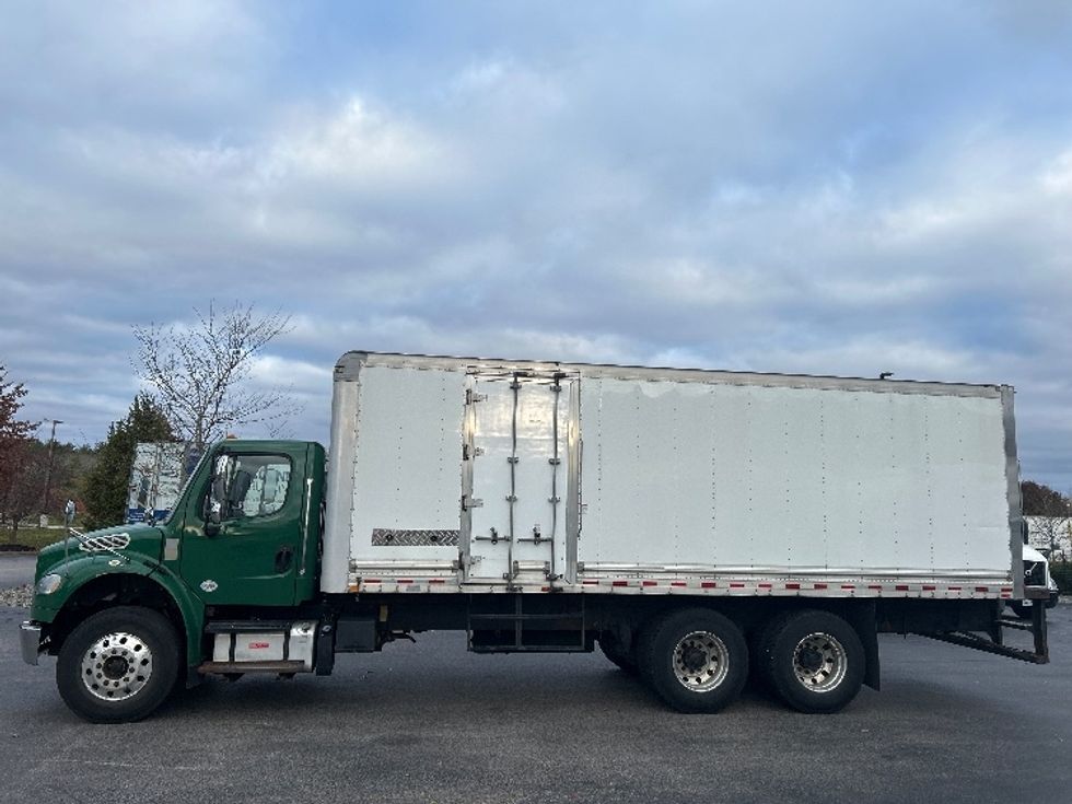 Medium Duty Box Truck-Light and Medium Duty Trucks-Freightliner-2019-M2-Norton-MA-154,280\n\t\tmiles-$ 56,000 - Image 4