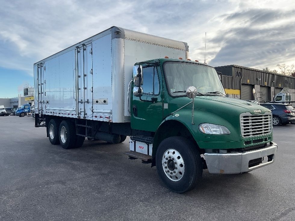 Medium Duty Box Truck-Light and Medium Duty Trucks-Freightliner-2019-M2-Norton-MA-154,320\n\t\tmiles-$ 57,000 - Image 1