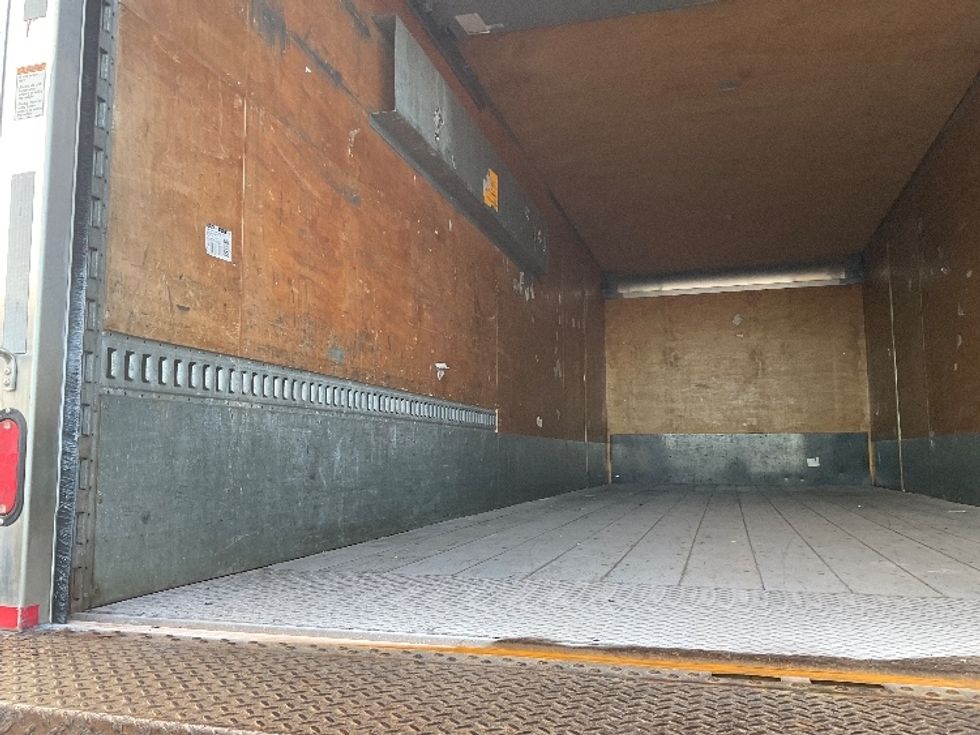 Medium Duty Box Truck-Light and Medium Duty Trucks-Freightliner-2019-M2-Norton-MA-154,320\n\t\tmiles-$ 57,000 - Image 11
