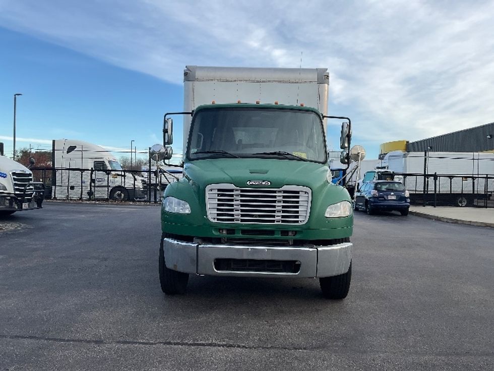 Medium Duty Box Truck-Light and Medium Duty Trucks-Freightliner-2019-M2-Norton-MA-154,320\n\t\tmiles-$ 57,000 - Image 2