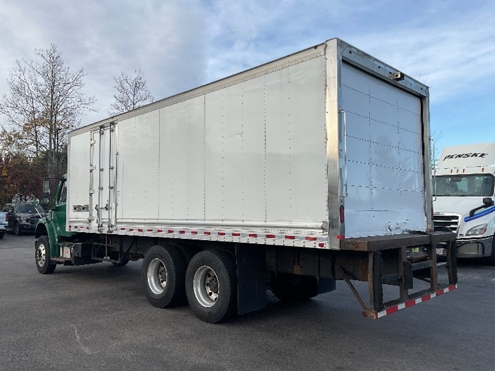 Medium Duty Box Truck-Light and Medium Duty Trucks-Freightliner-2019-M2-Norton-MA-154,320\n\t\tmiles-$ 57,000 - Image 6