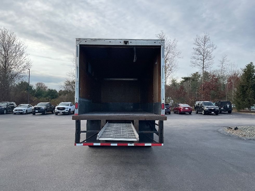 Medium Duty Box Truck-Light and Medium Duty Trucks-Freightliner-2019-M2-Norton-MA-154,320\n\t\tmiles-$ 57,000 - Image 9