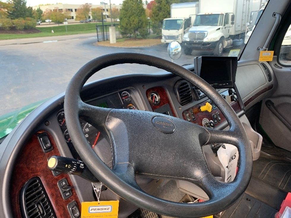 Medium Duty Box Truck-Light and Medium Duty Trucks-Freightliner-2019-M2-Norton-MA-154,608\n\t\tmiles-$ 57,000 - Image 16