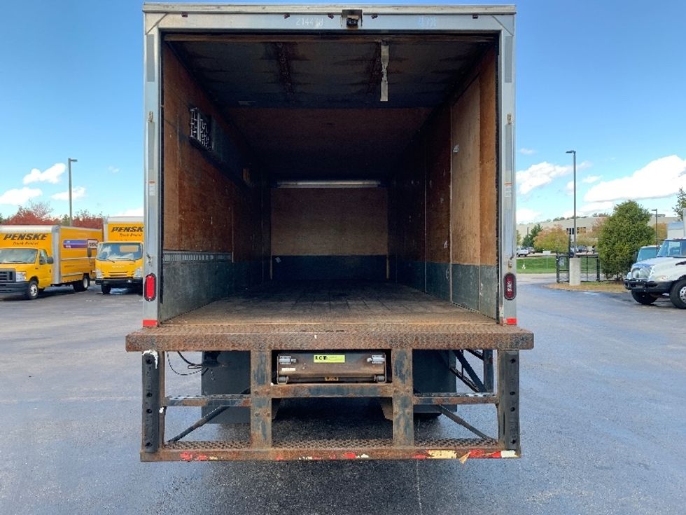 Medium Duty Box Truck-Light and Medium Duty Trucks-Freightliner-2019-M2-Norton-MA-154,608\n\t\tmiles-$ 57,000 - Image 8